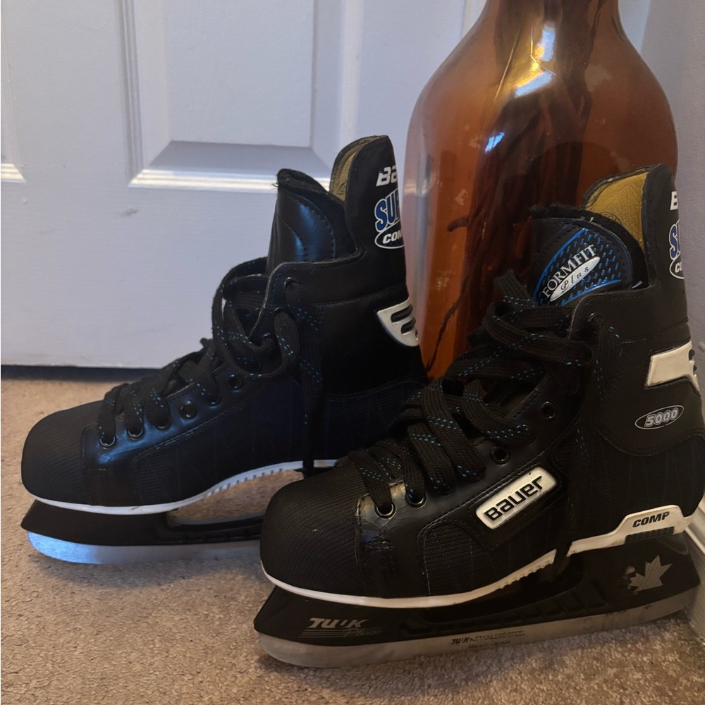 Bauer Ice Skates